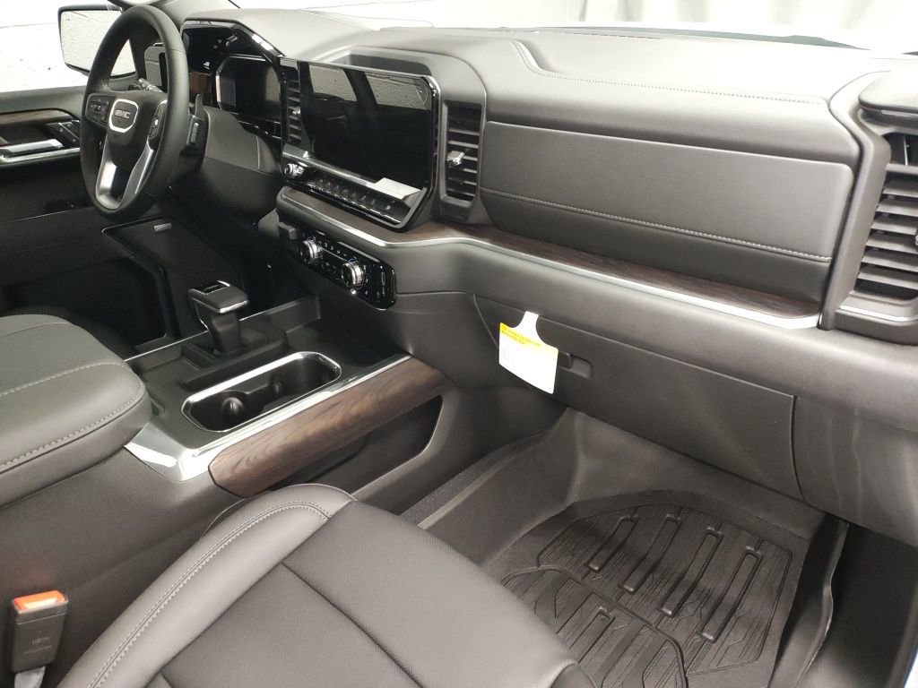 New 2026 GMC Sierra 1500 SLT w/ SLT Premium Plus Package image 8