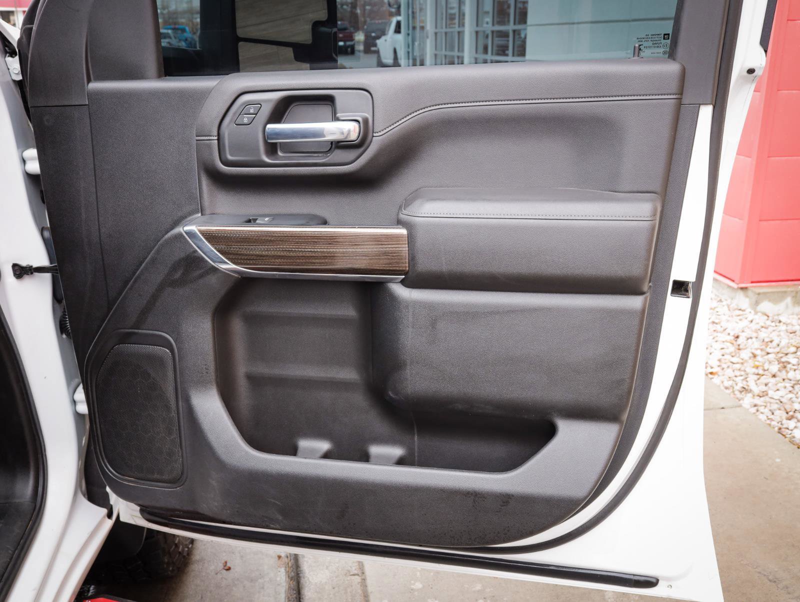 Used 2023 Chevrolet Silverado 2500 LT image 25