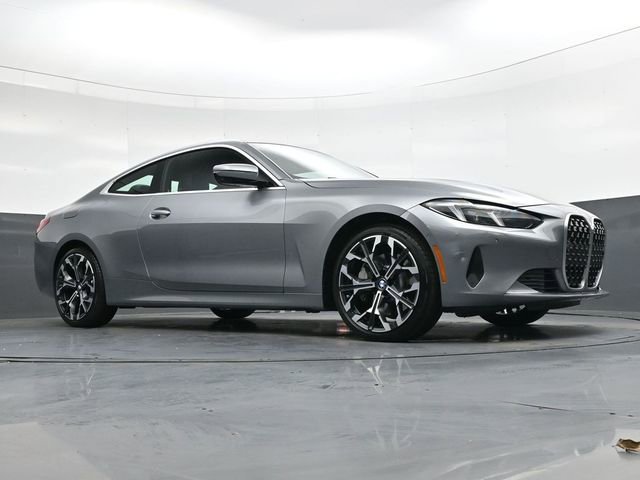 Used 2025 BMW 430i xDrive Coupe w/ Premium Package image 29