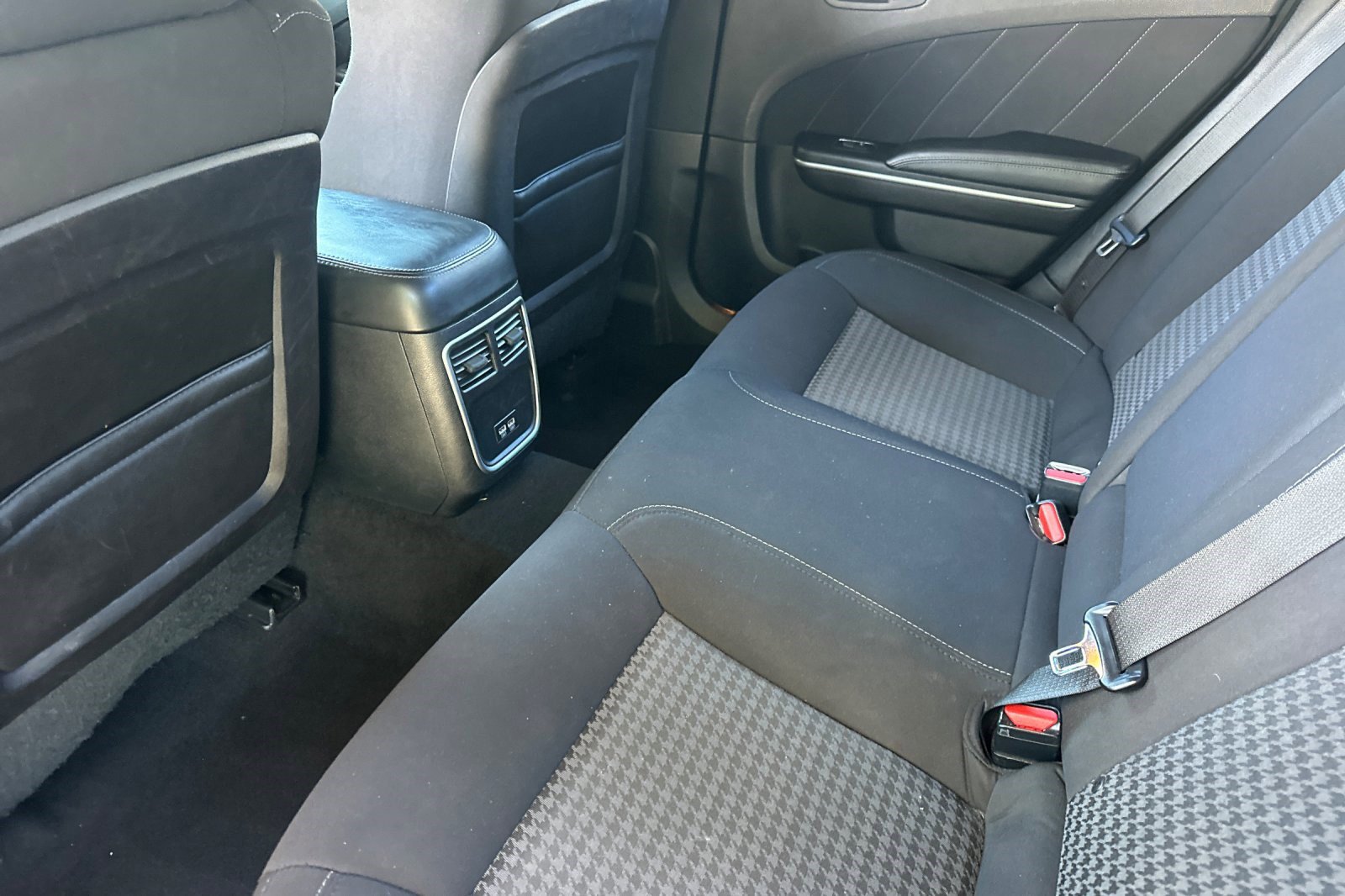 Used 2021 Dodge Charger R/T image 25