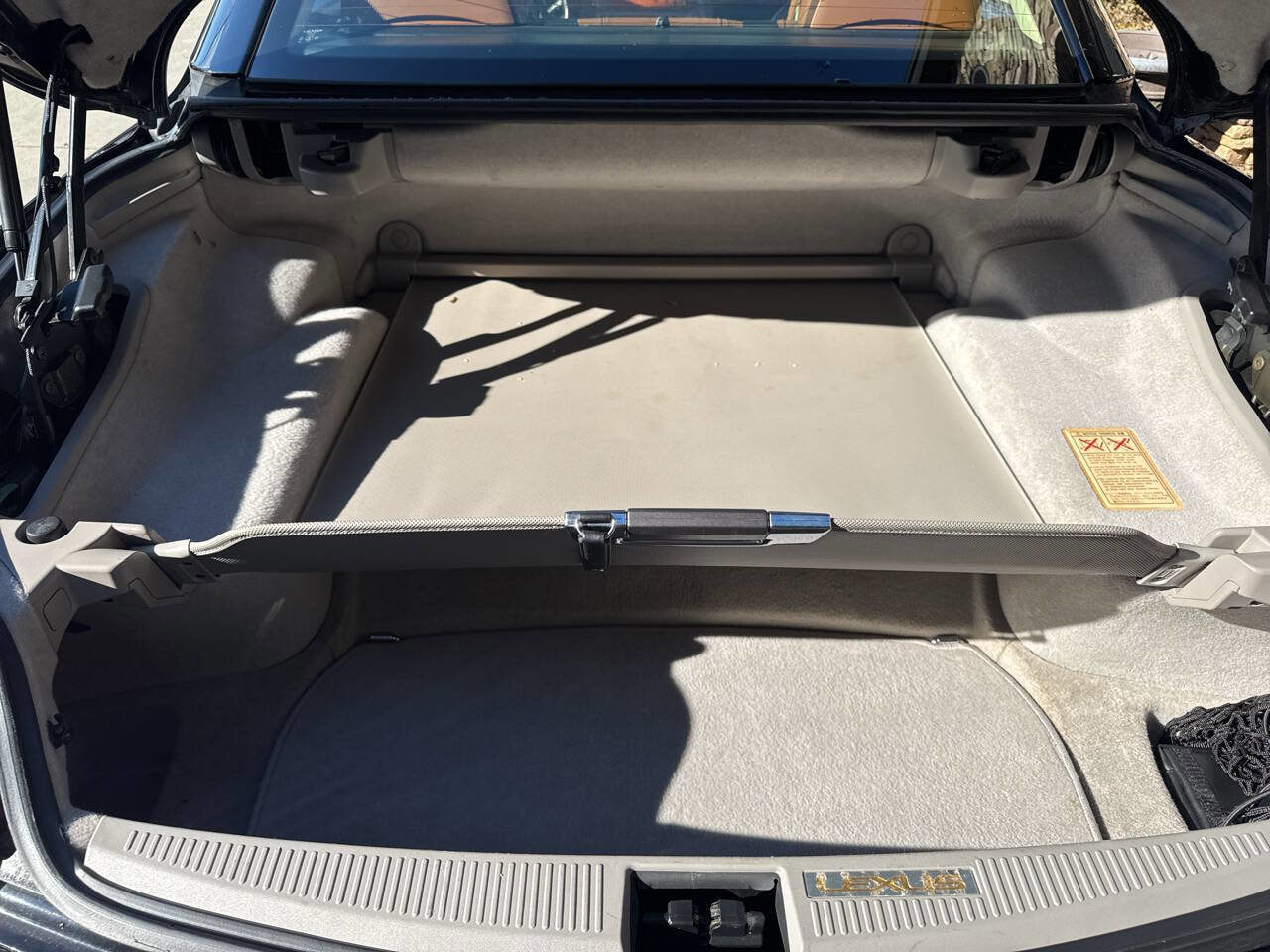 Used 2003 Lexus SC 430 Convertible image 21