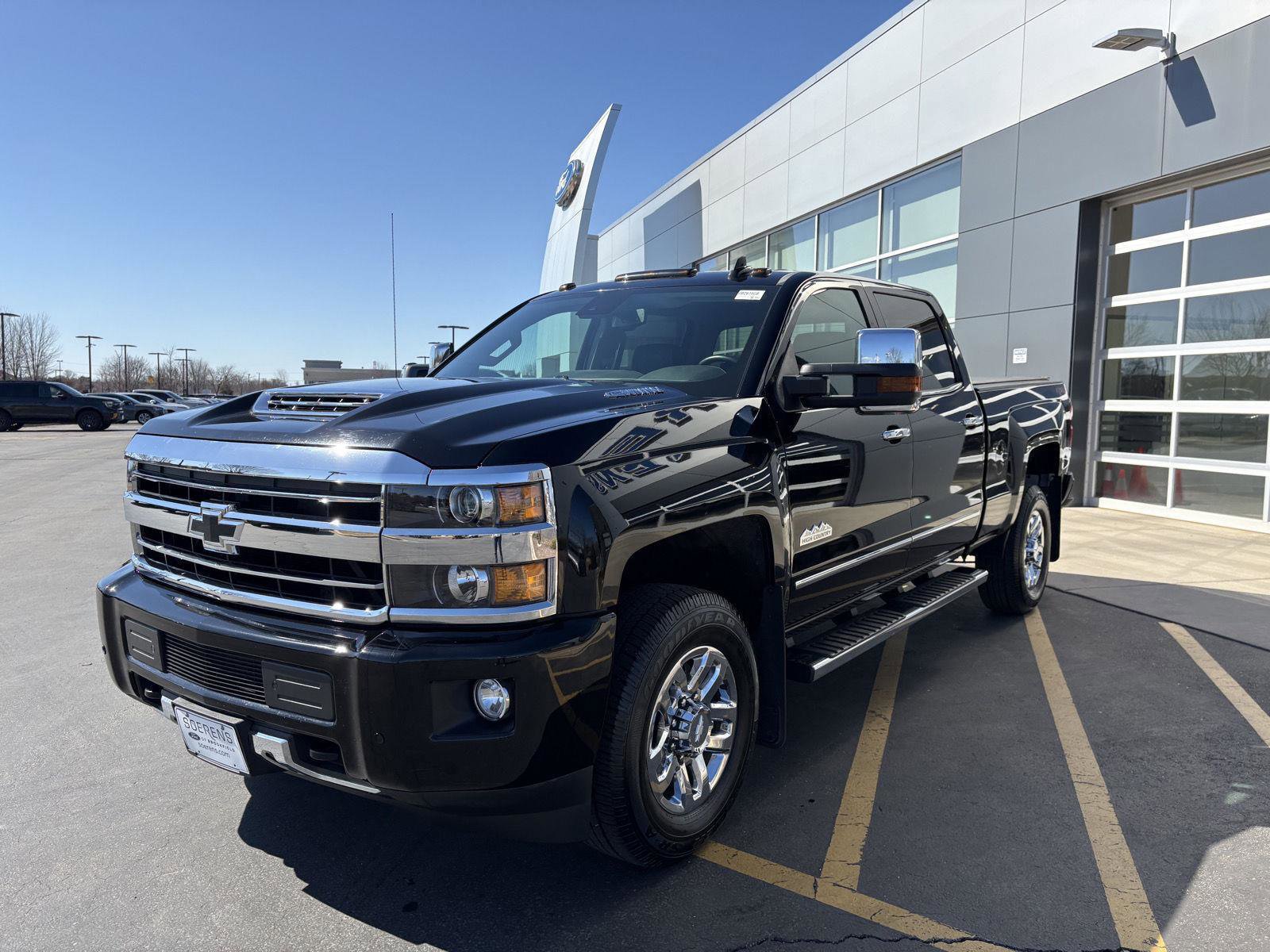 Used 2019 Chevrolet Silverado 3500 High Country image 3