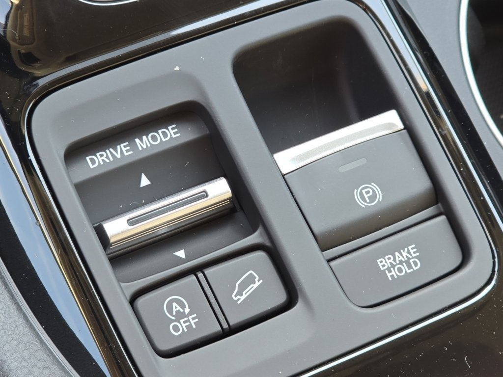 New 2025 Honda Pilot EX-L image 8