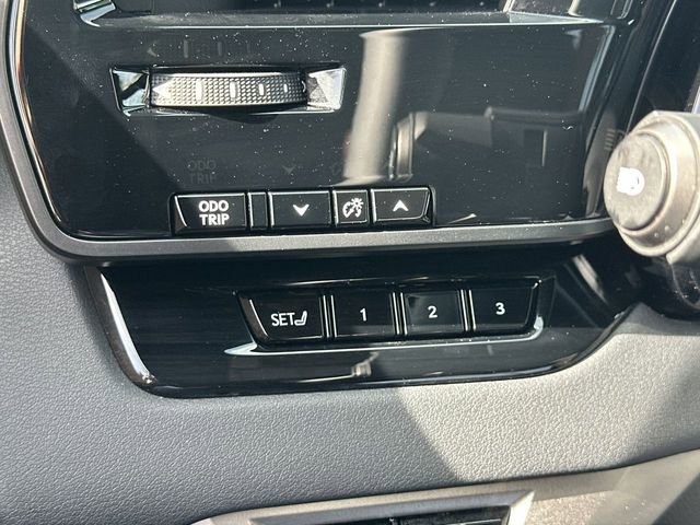 Used 2025 Lexus RX 350 Premium image 17