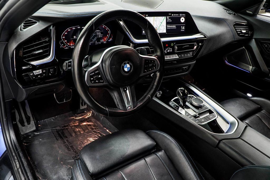 Used 2023 BMW Z4 M40i w/ Premium Package image 17