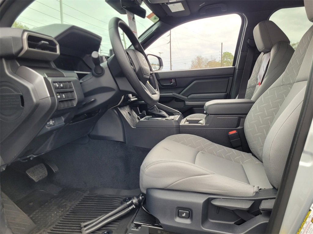 New 2025 Toyota Tacoma SR5 image 4