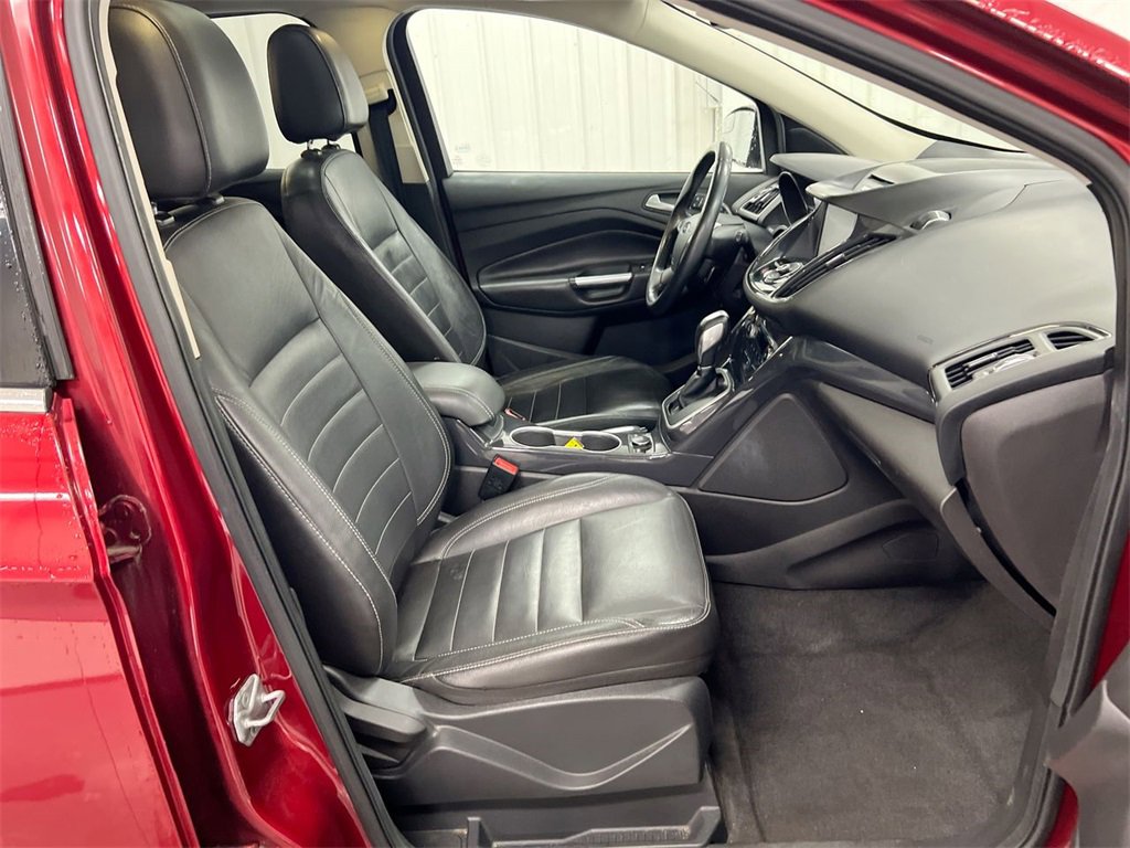 Used 2014 Ford Escape Titanium image 22