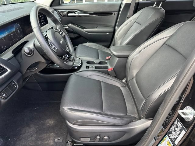 Used 2025 Kia Seltos SX w/ SX Sunroof Package AWD/4WD image 18