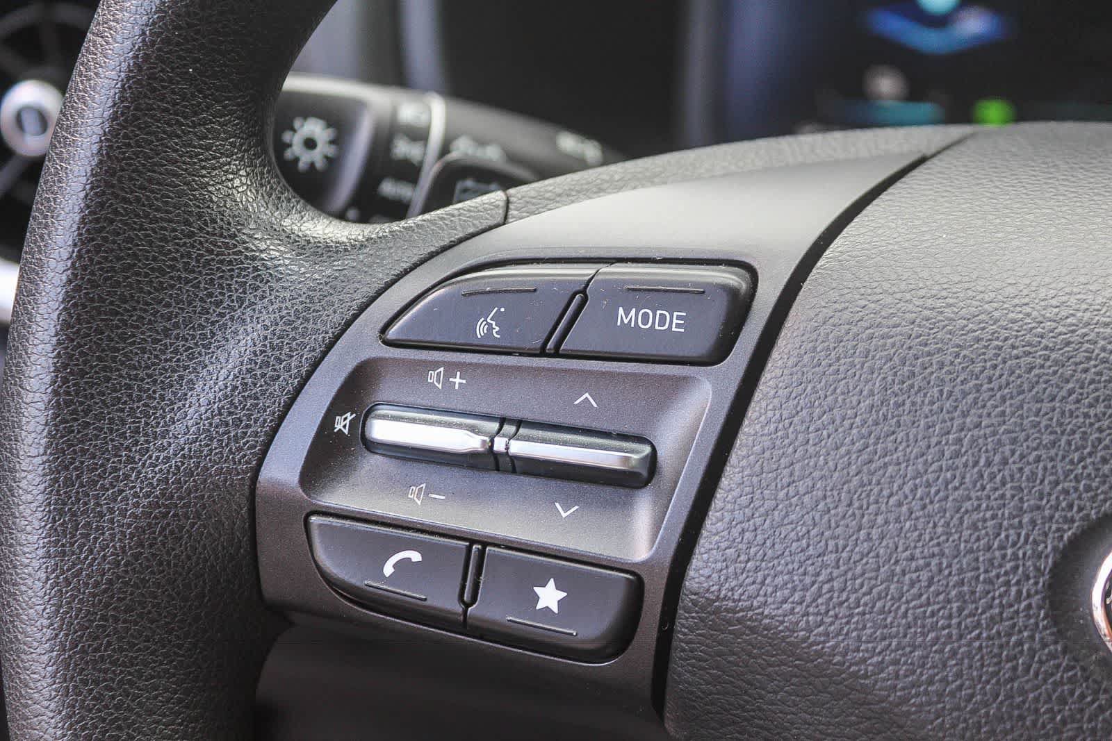 Certified 2023 Hyundai Kona SE FWD image 29