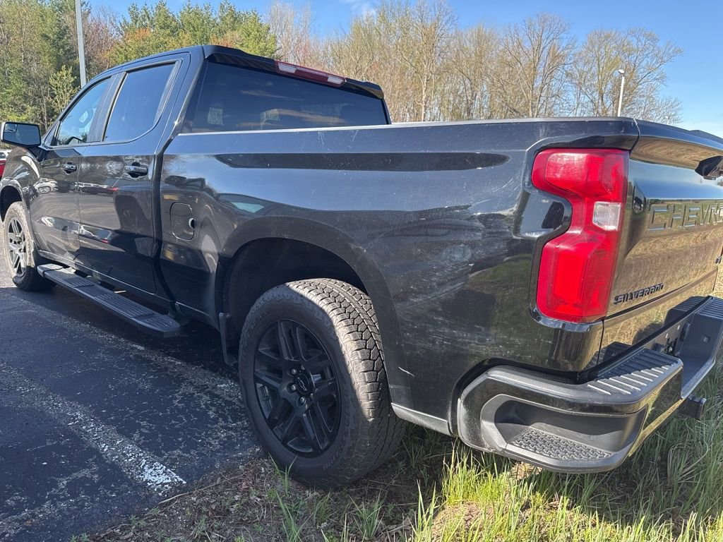 Used 2023 Chevrolet Silverado 1500 RST AWD/4WD image 5