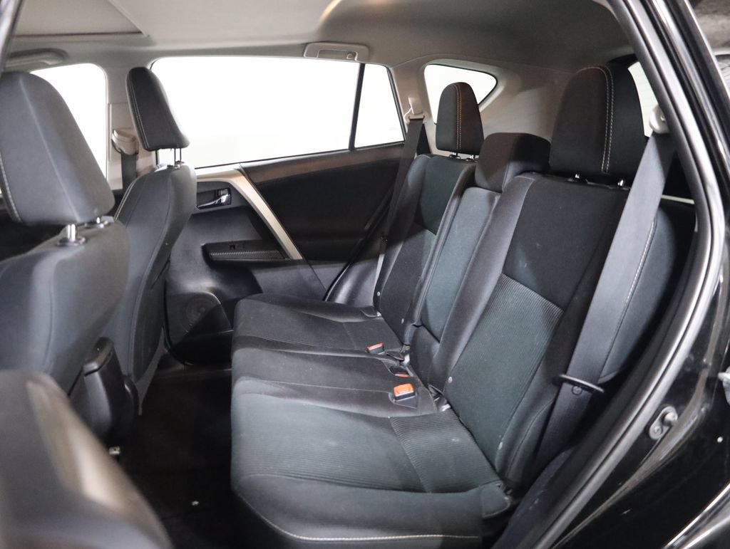 Used 2014 Toyota RAV4 XLE AWD/4WD image 40