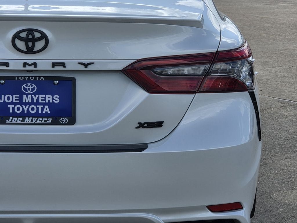 Used 2024 Toyota Camry XSE FWD image 9