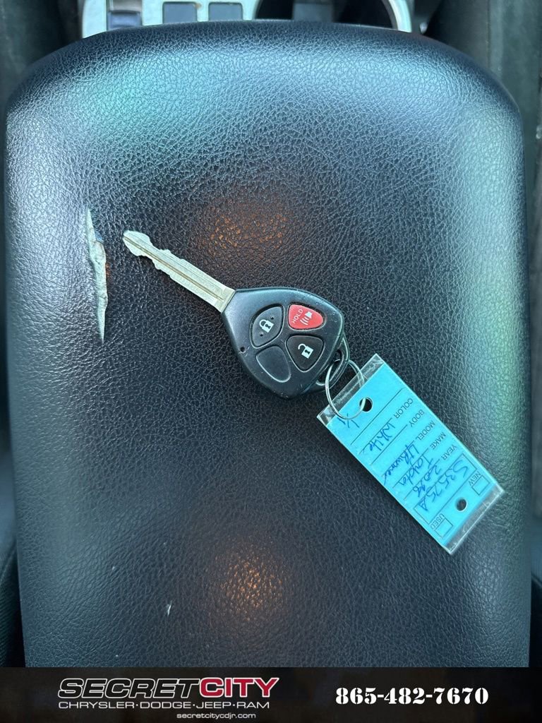 Used 2018 Toyota 4Runner SR5 image 38