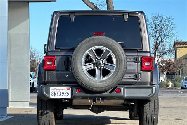 Used 2019 Jeep Wrangler Unlimited Sahara image 6