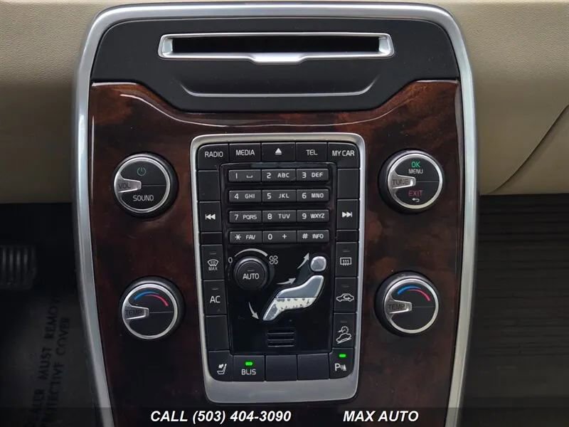 Used 2013 Volvo XC70 3.2 Premier Plus image 26