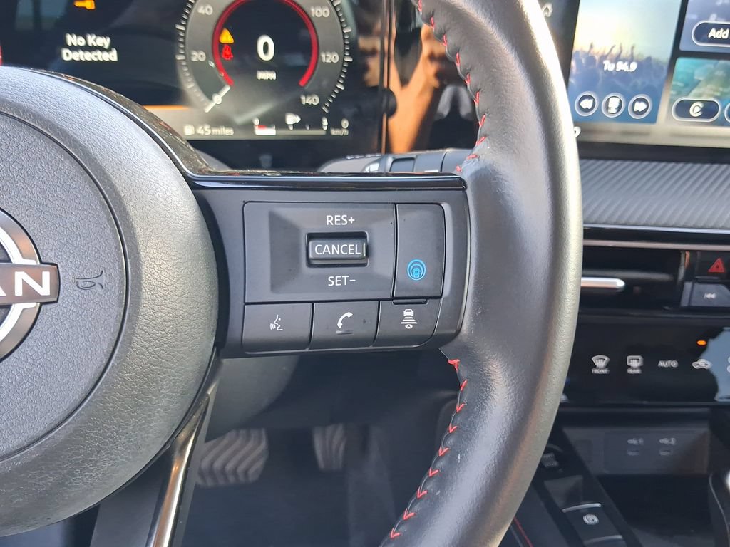 Certified 2025 Nissan Kicks SR FWD image 20
