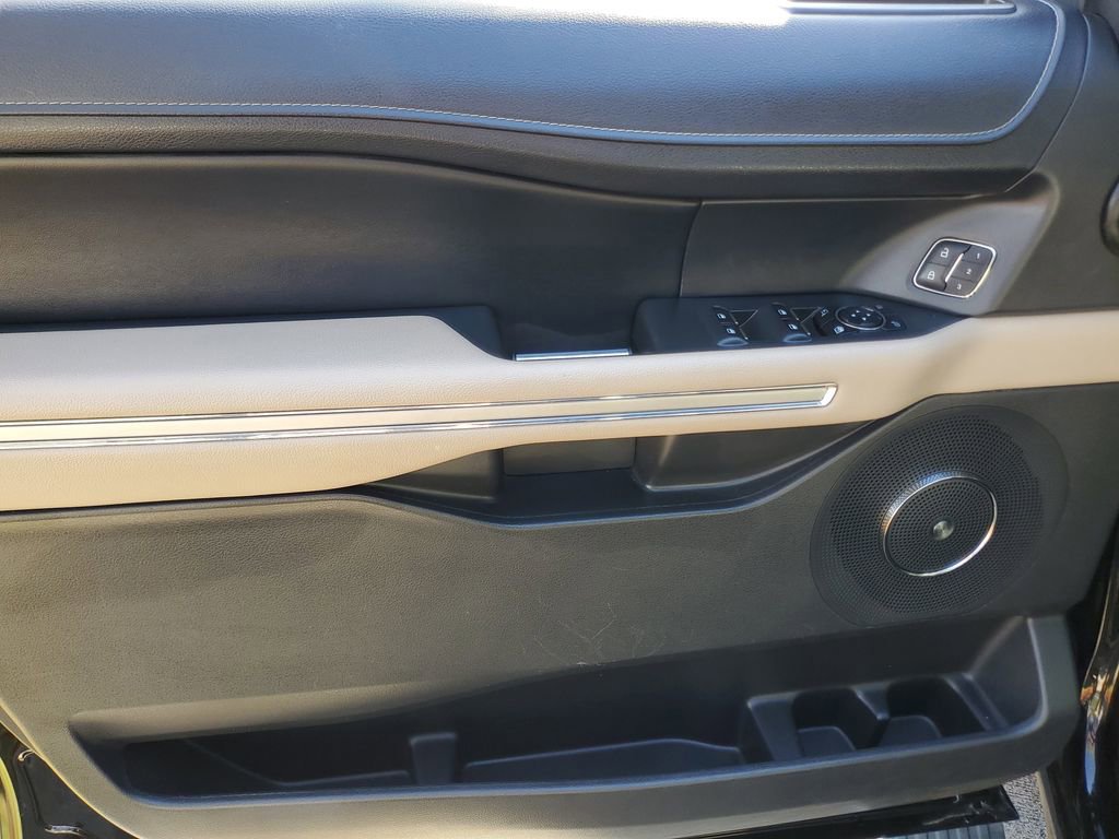 Used 2024 Ford Expedition Max Limited AWD/4WD image 20