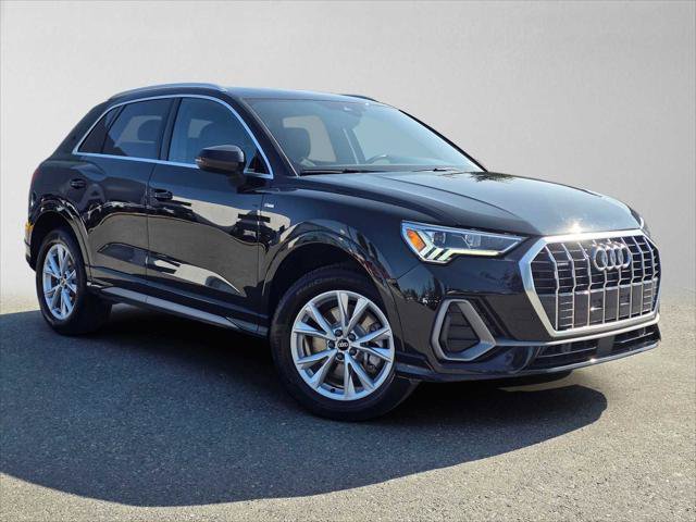 Used 2025 Audi Q3 2.0T Premium w/ Convenience Package AWD/4WD image 1