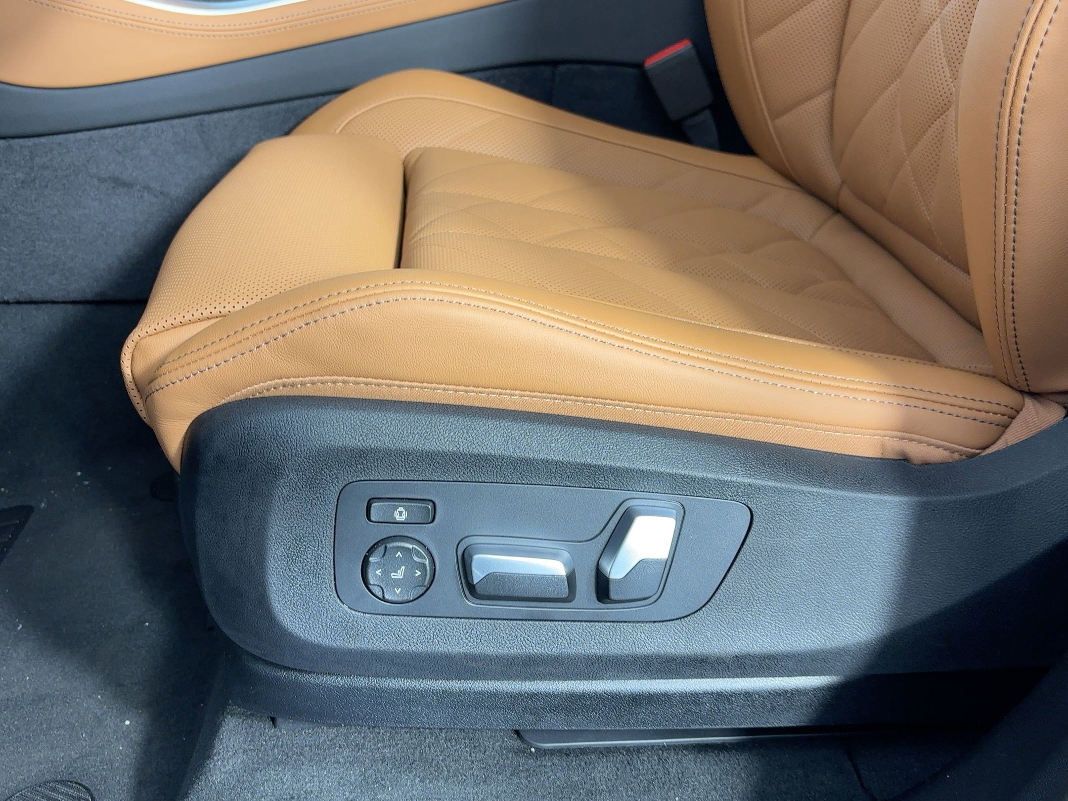Used 2026 BMW X5 sDrive40i w/ Parking Assistance Package RWD image 12
