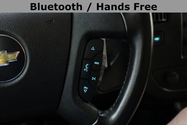 Used 2022 Chevrolet Express 3500 w/ Driver Convenience Package RWD image 22