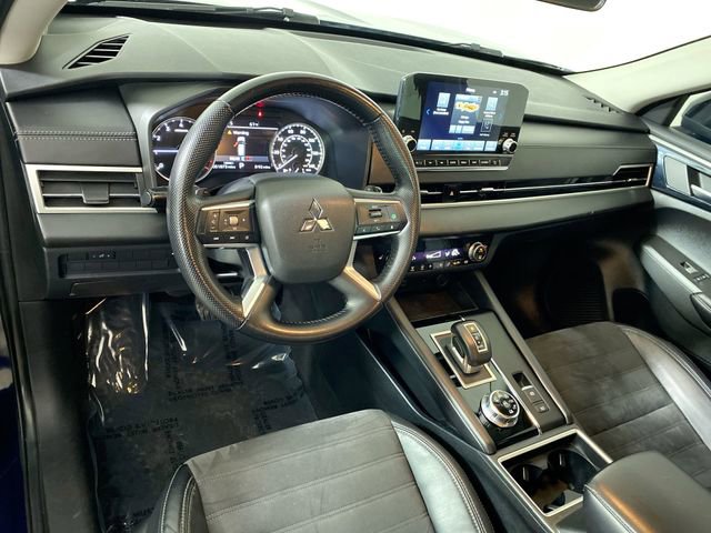 Used 2022 Mitsubishi Outlander SE image 21