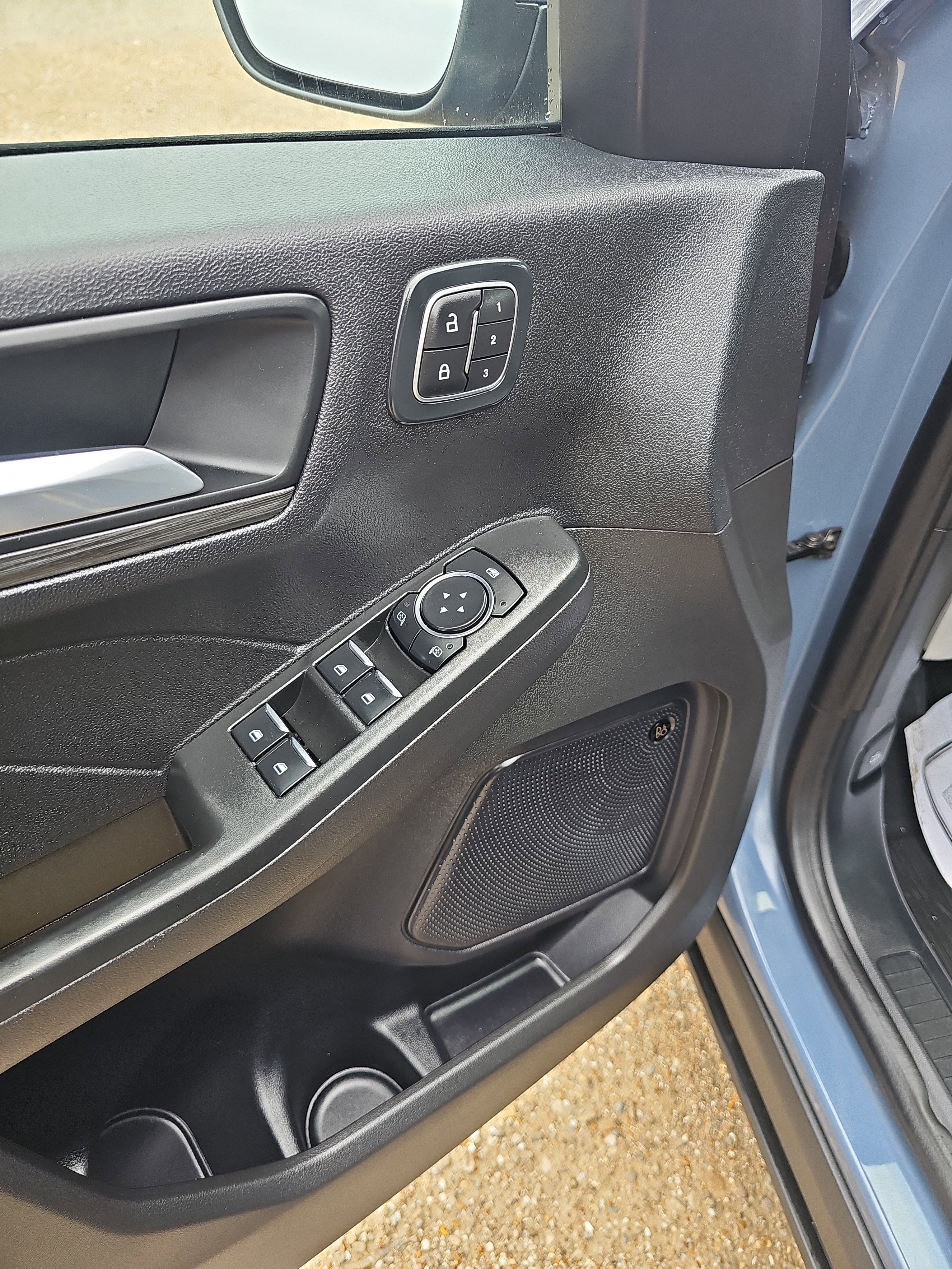 Certified 2024 Ford Escape SE w/ PHEV Premium Package image 21