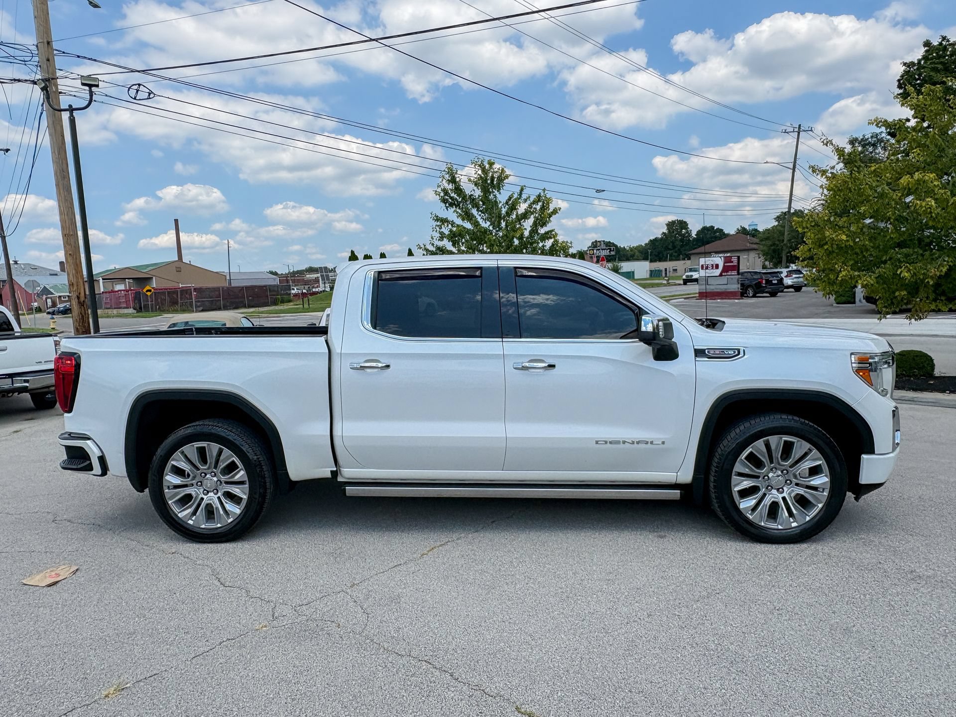 Used 2021 GMC Sierra 1500 Denali w/ Denali Ultimate Package AWD/4WD image 17