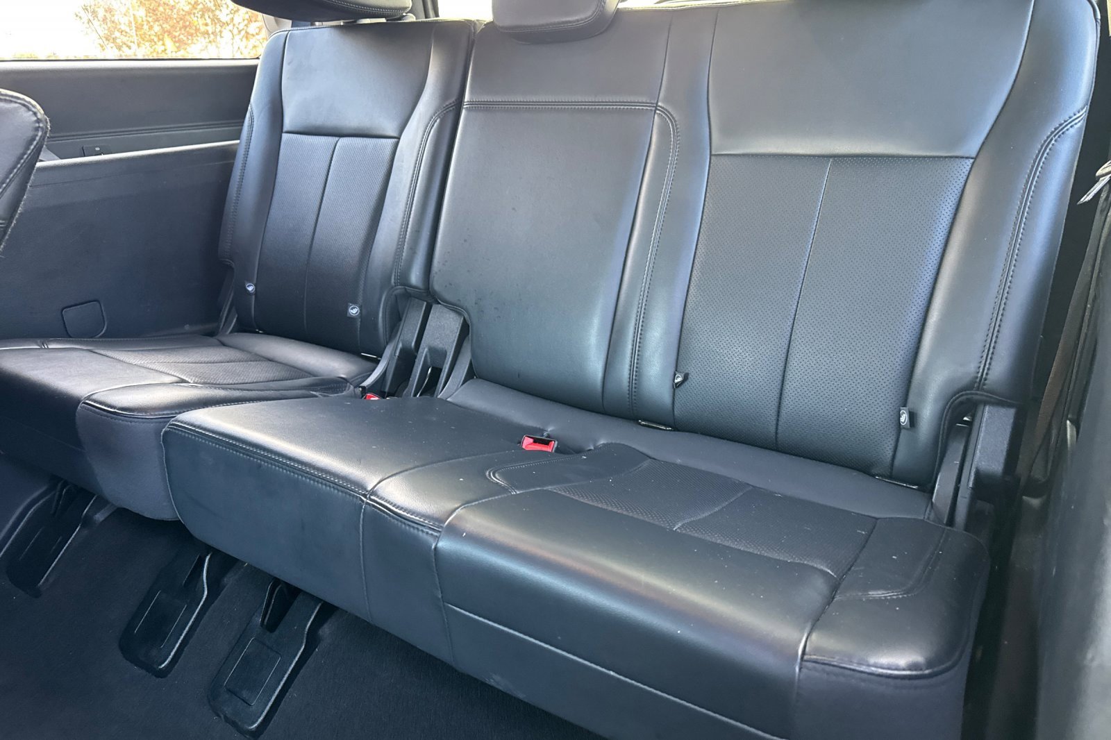 Used 2024 Ford Expedition XLT image 18