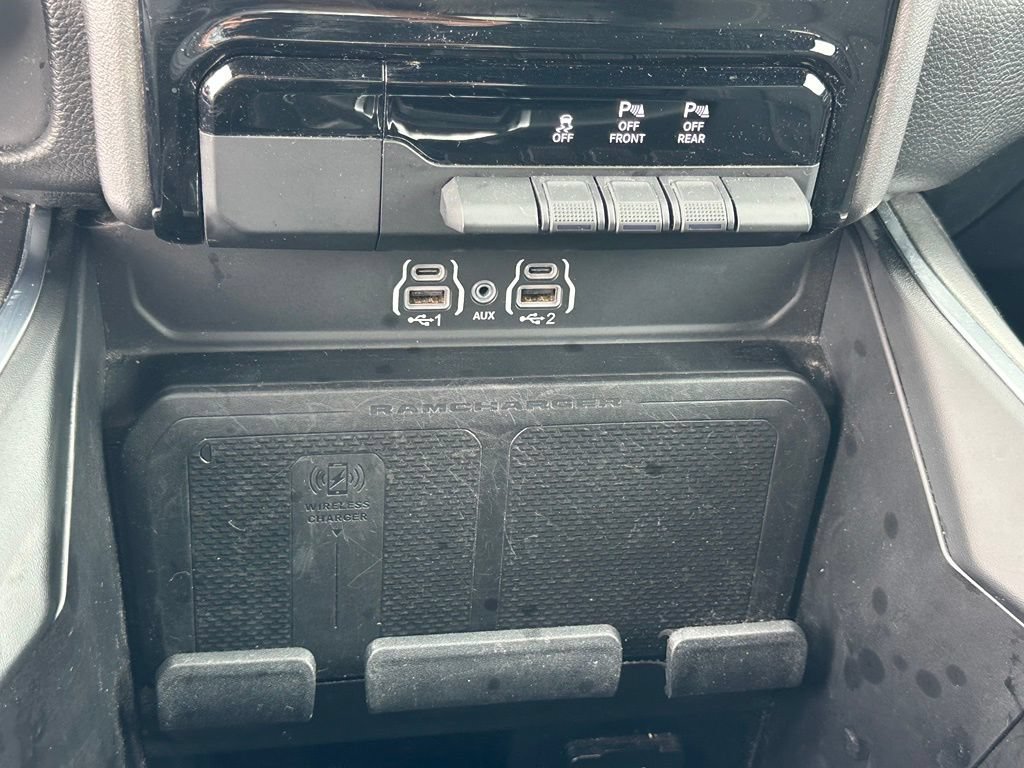 Used 2025 RAM 1500 Big Horn AWD/4WD image 31