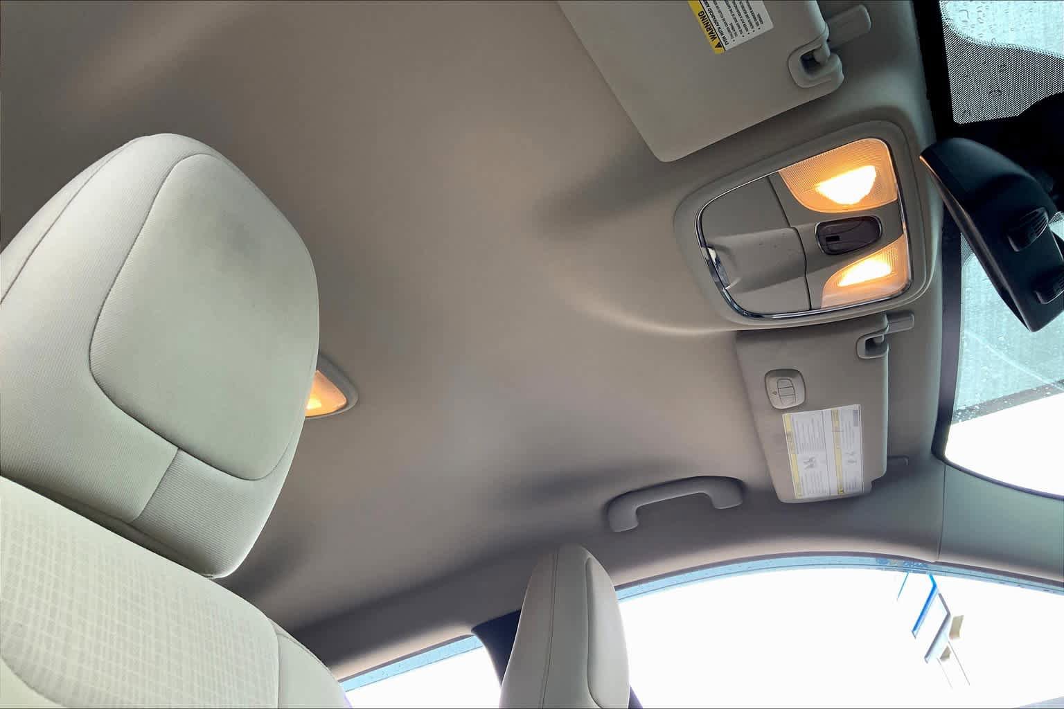 Used 2015 Jeep Cherokee Latitude w/ Comfort/Convenience Group FWD image 14