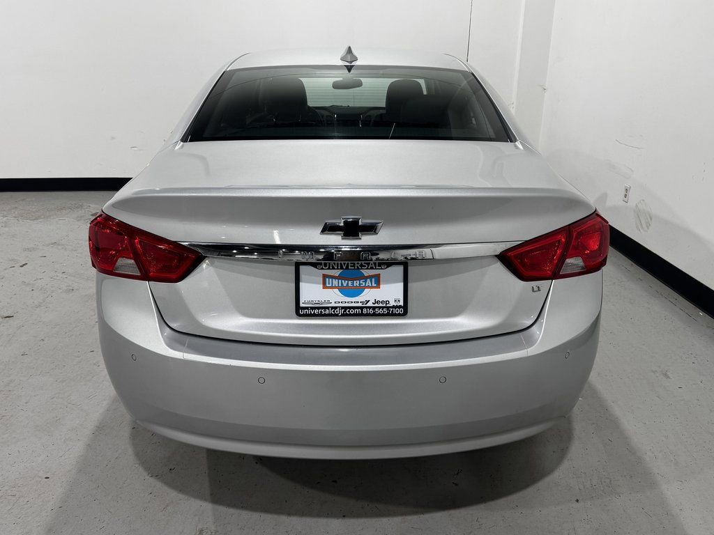 Used 2016 Chevrolet Impala LT w/ Convenience Package image 26