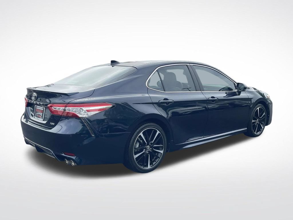Used 2020 Toyota Camry XSE FWD image 7