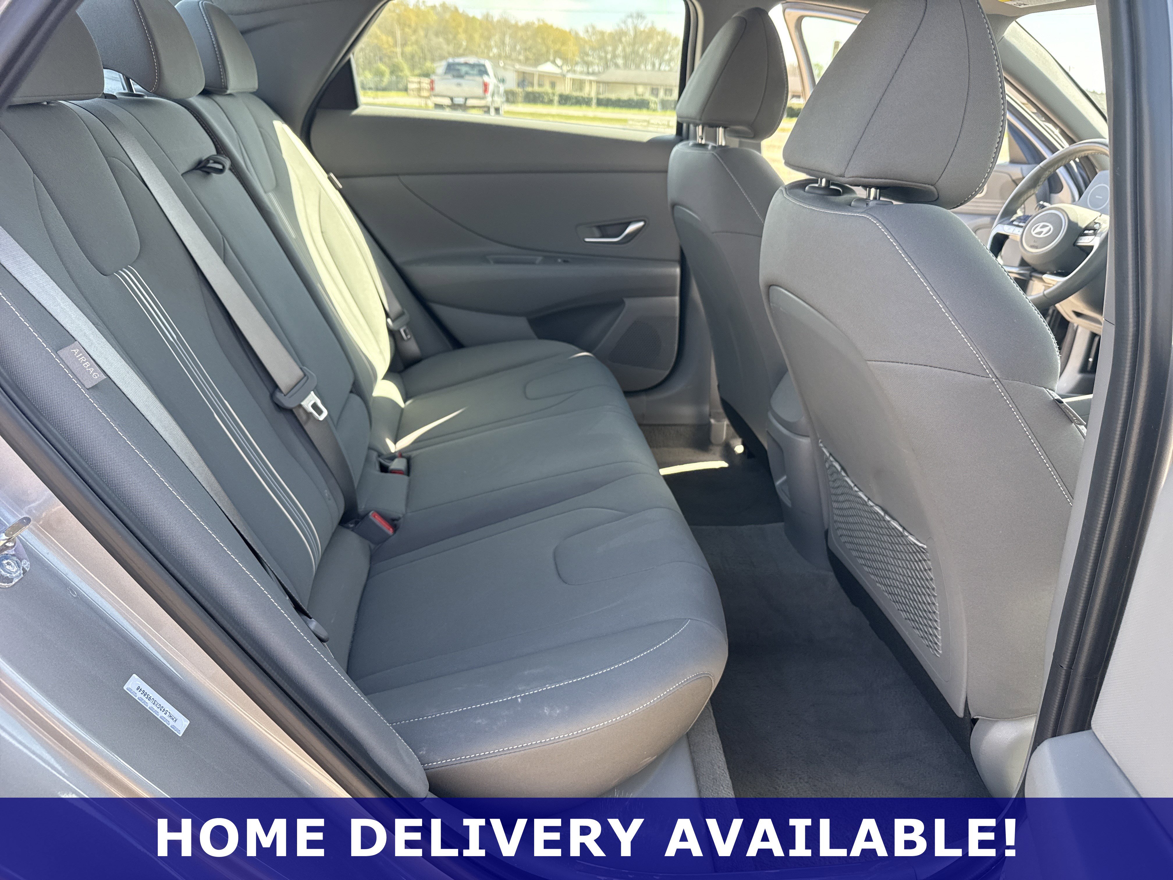 Used 2025 Hyundai Elantra SEL image 24