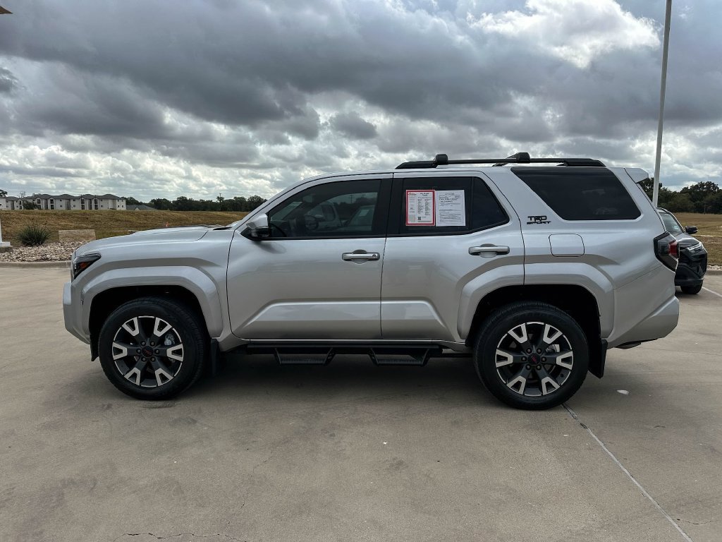 Certified 2025 Toyota 4Runner TRD Sport Premium w/ Tow Technology Package AWD/4WD image 6