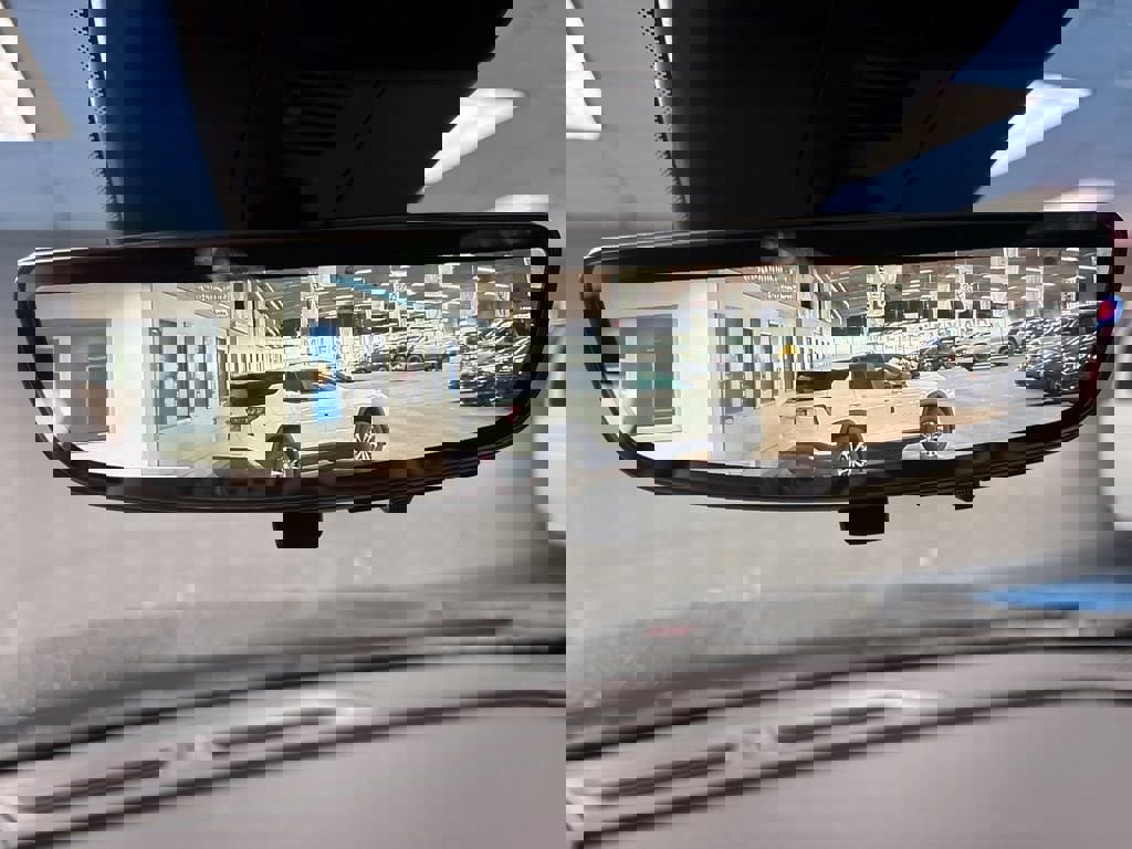 New 2026 Chevrolet Traverse LT w/ Sun and Wheel Package image 36