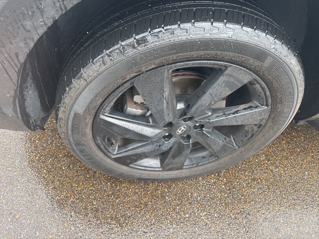 Used 2023 Hyundai Santa Cruz Night video 2