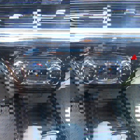 Used 2024 Chevrolet Trax RS w/ Sunroof Package image 21