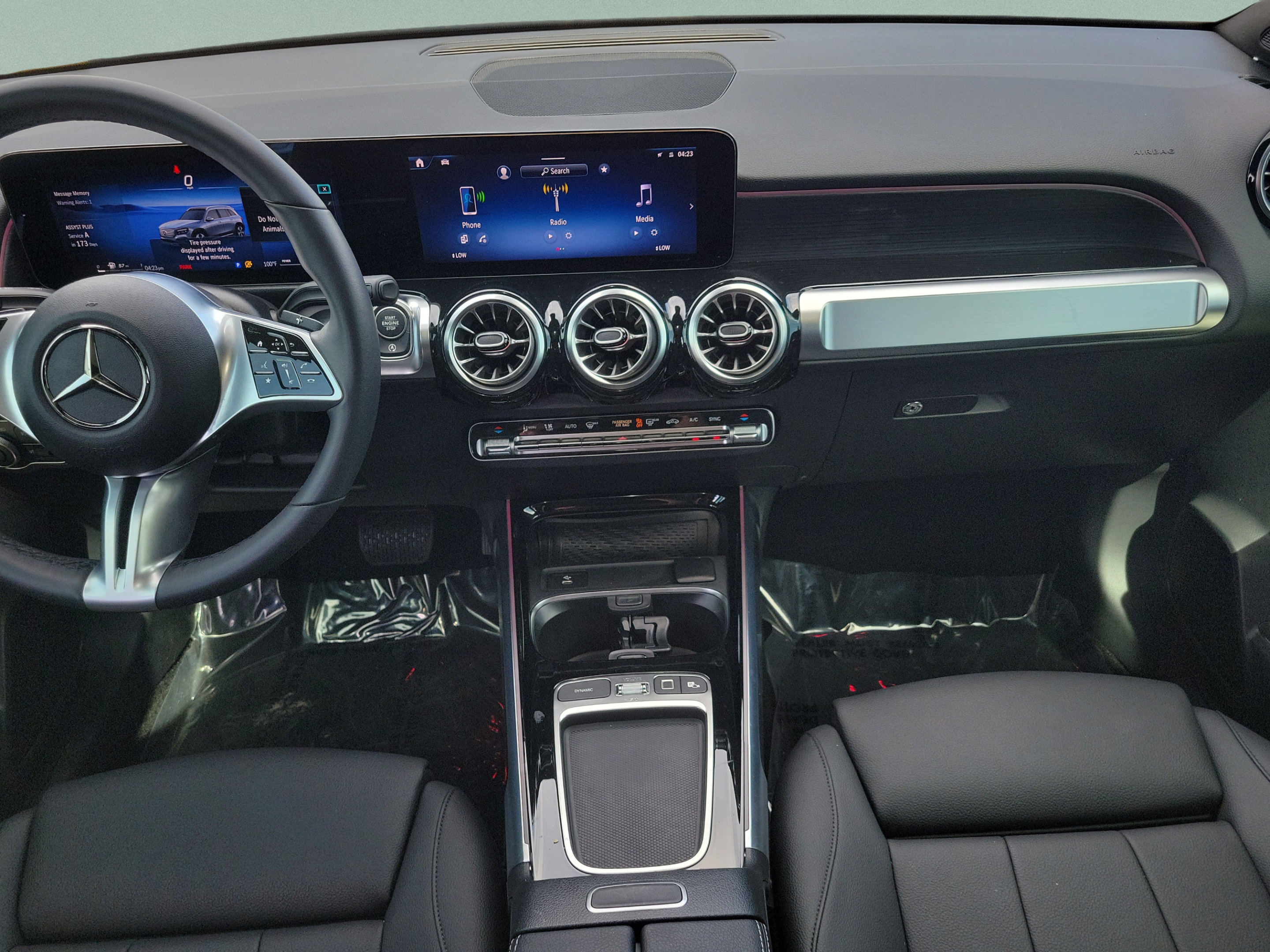 Used 2026 Mercedes-Benz GLB 250 image 14