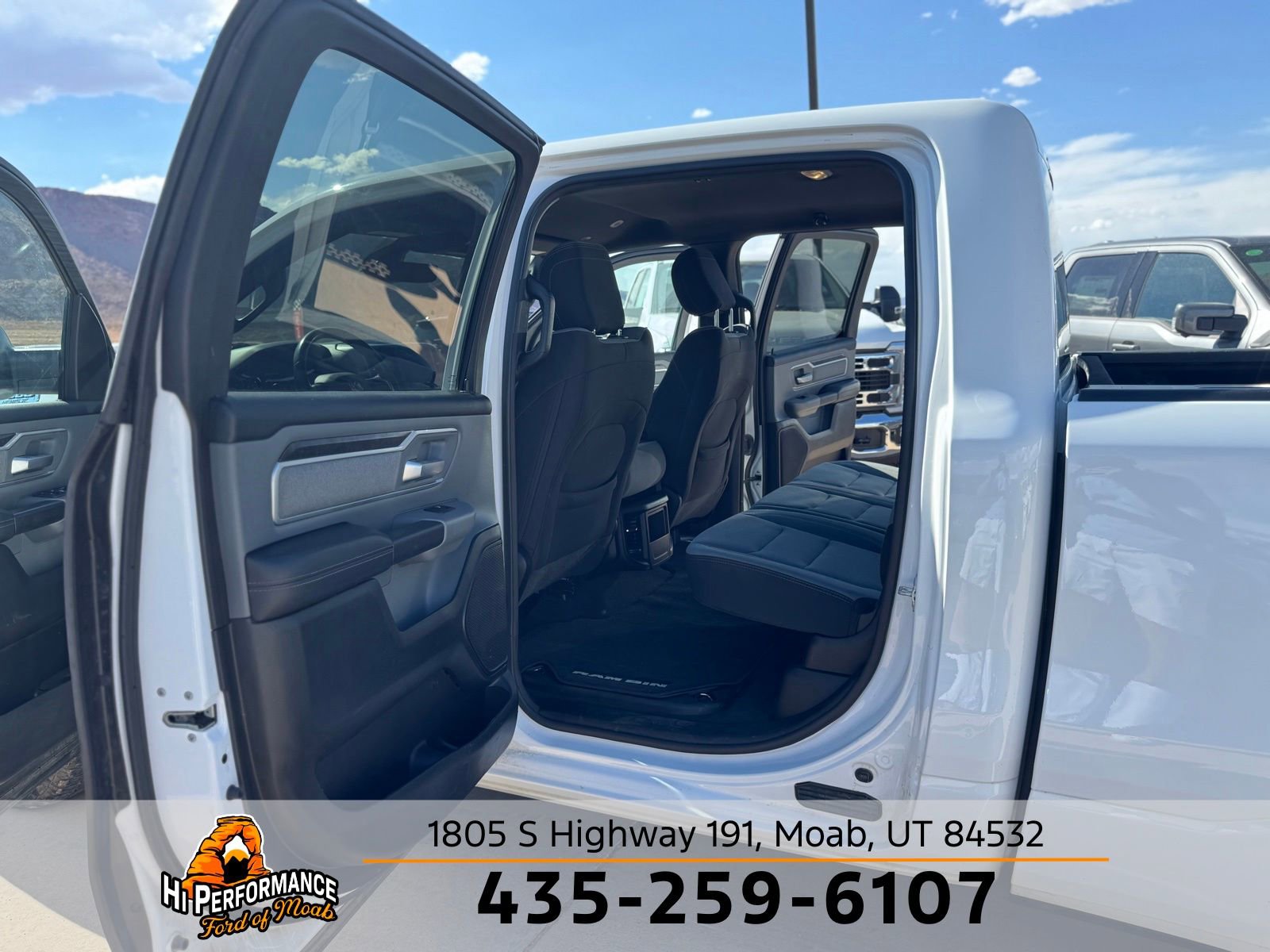 Used 2021 RAM 1500 Big Horn AWD/4WD image 32
