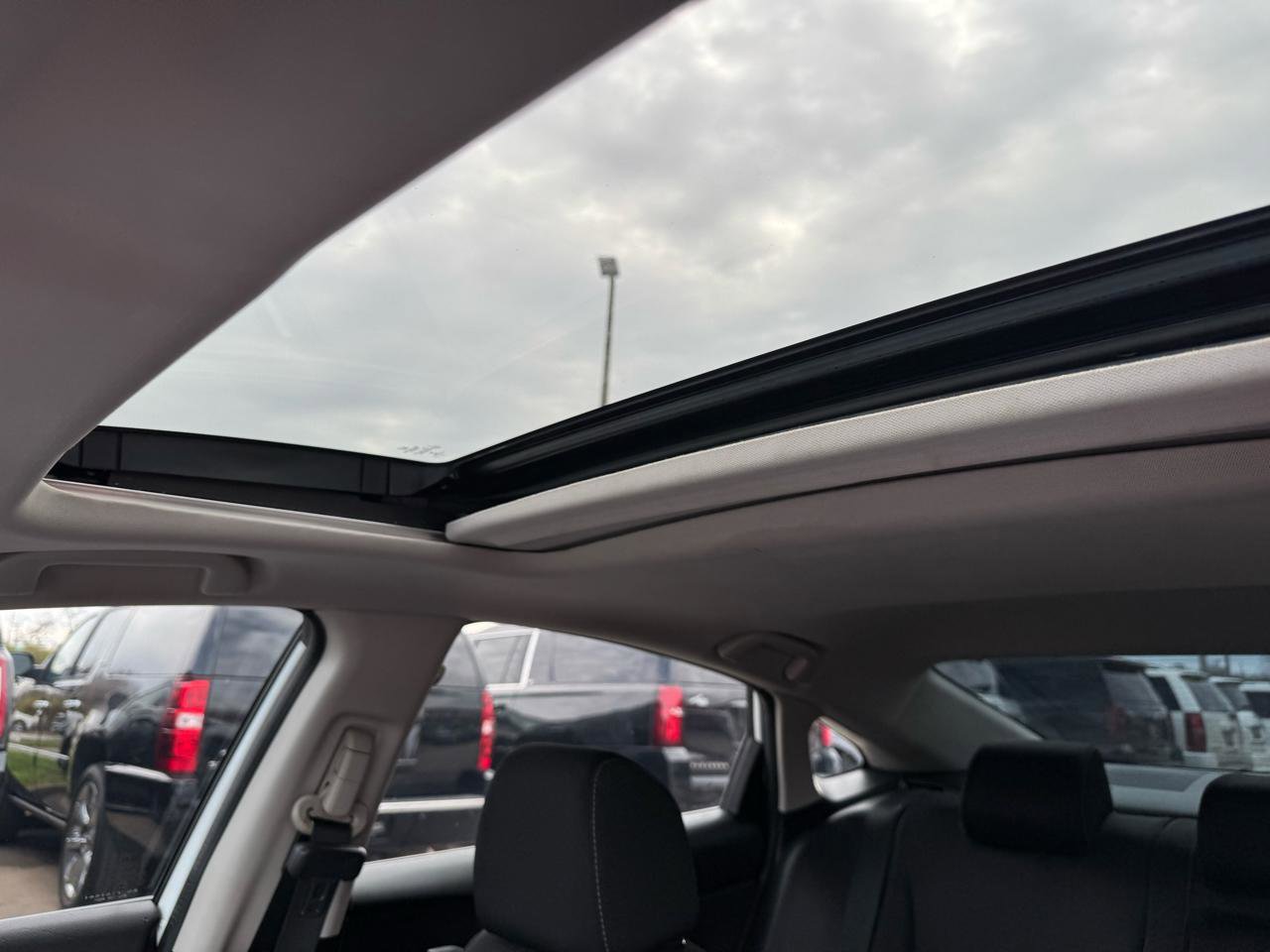 Used 2019 Honda Civic EX image 16