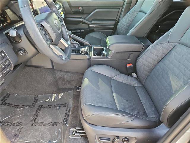 Certified 2026 Toyota 4Runner TRD Off-Road Premium AWD/4WD image 23