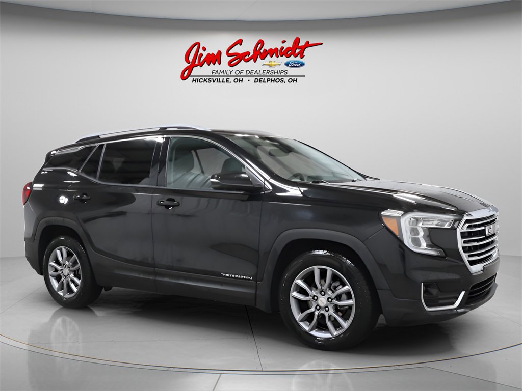 Used 2022 GMC Terrain SLT w/ Tech Package