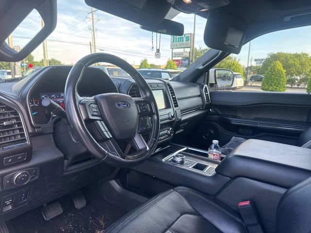 Used 2019 Ford Expedition Limited RWD image 19
