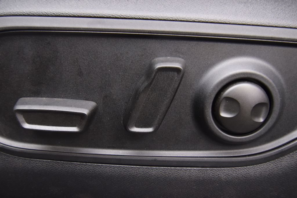 New 2026 Jeep Cherokee Limited AWD/4WD image 36