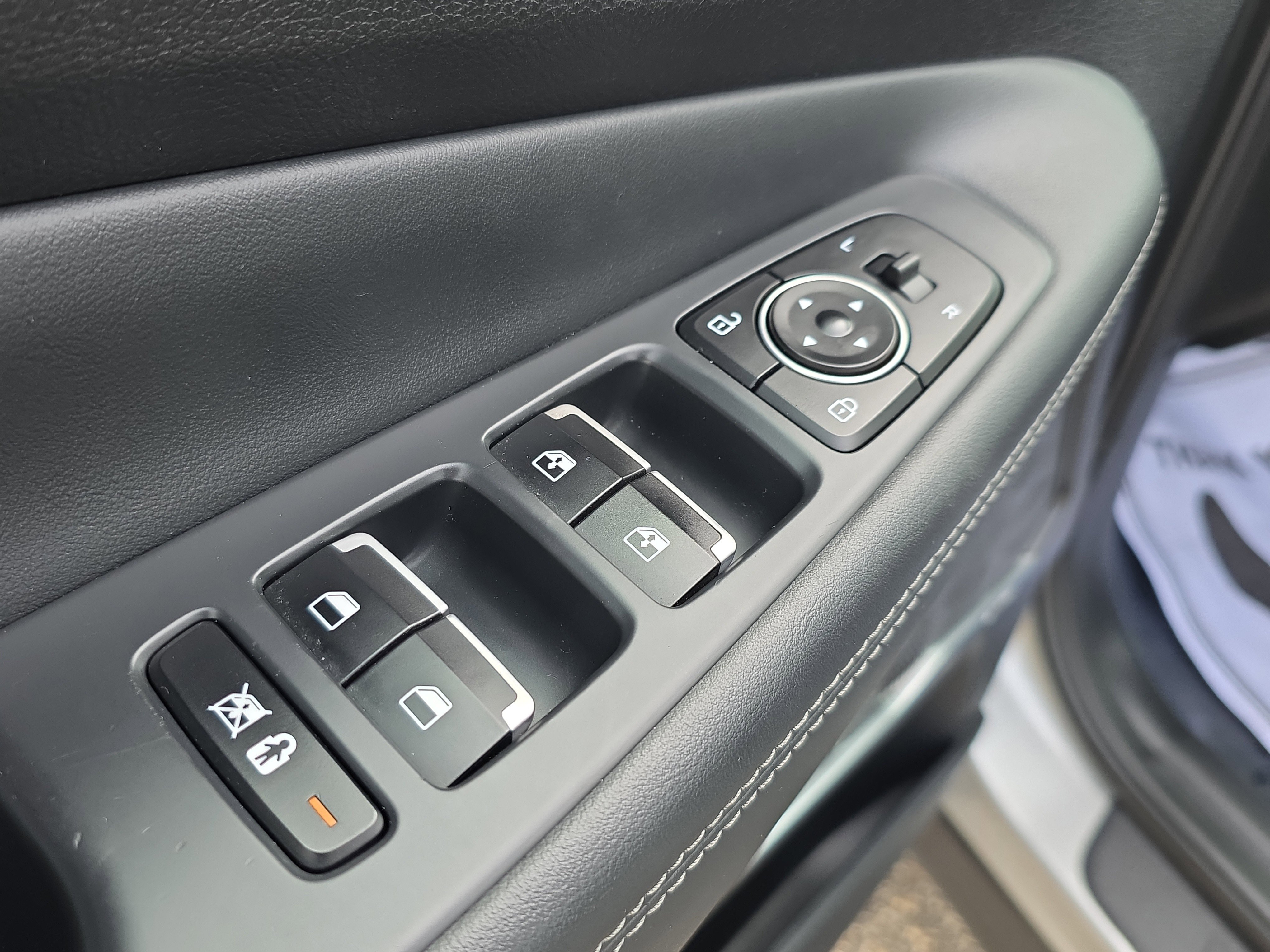 Used 2020 Hyundai Santa Fe SEL AWD/4WD image 23