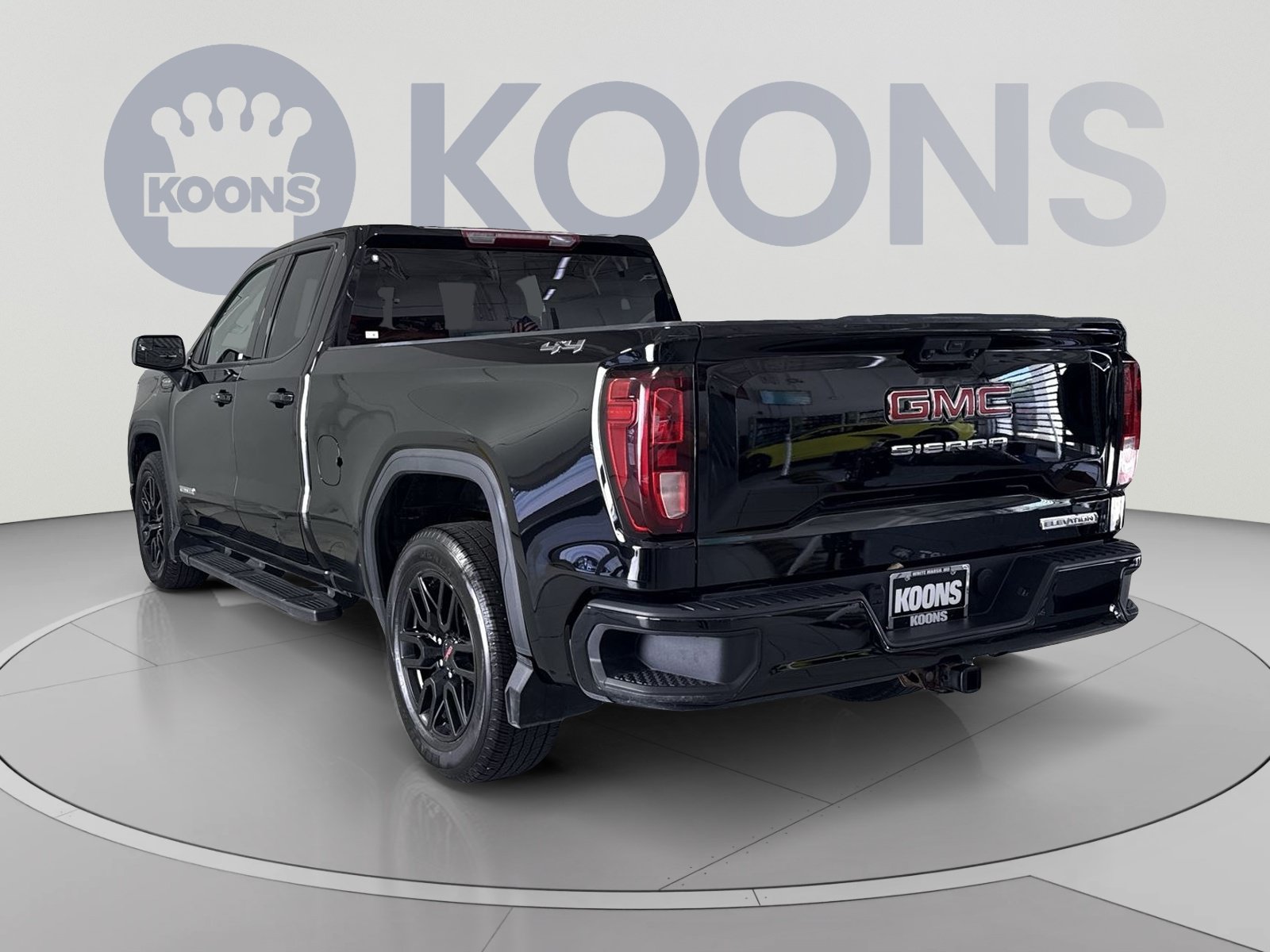 Used 2023 GMC Sierra 1500 Elevation AWD/4WD image 8