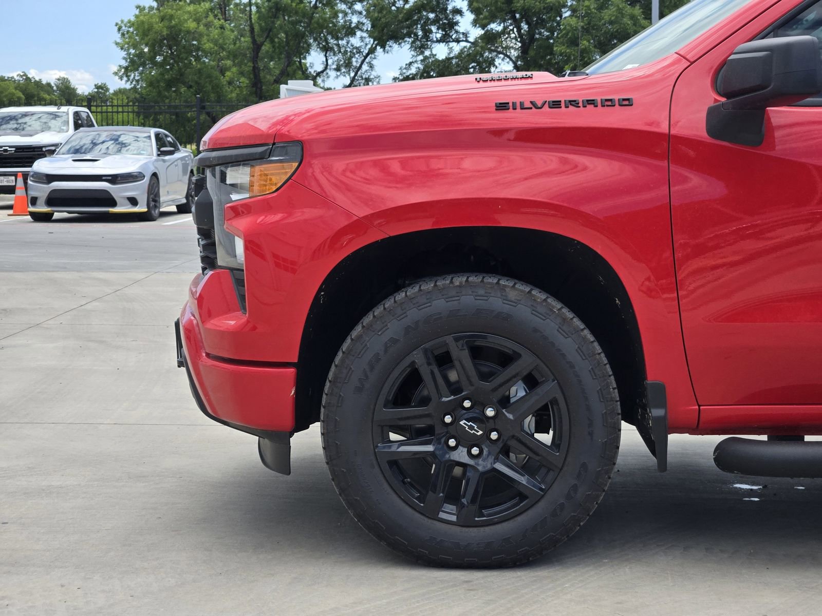 New 2025 Chevrolet Silverado 1500 Custom w/ LPO, Dark Essentials Package image 12