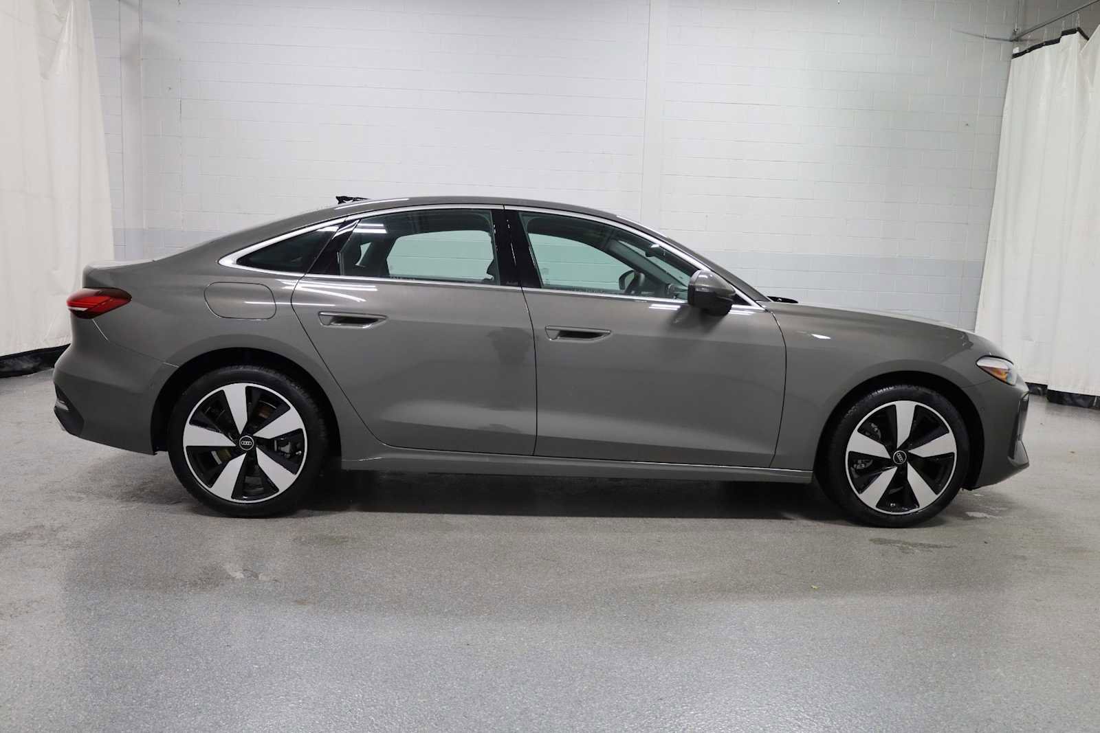 New 2025 Audi A5 2.0T Premium image 10