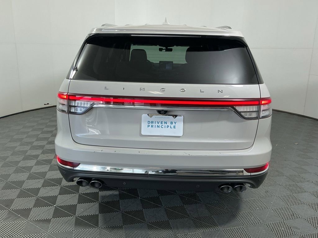 Used 2020 Lincoln Aviator Reserve image 6