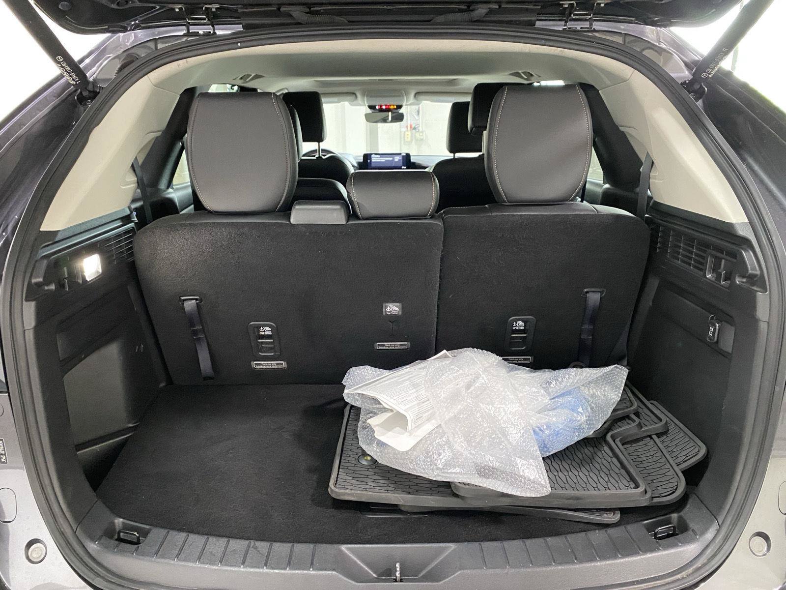 Certified 2024 MAZDA CX-90 Plug-In Hybrid w/ Preferred AWD/4WD image 15
